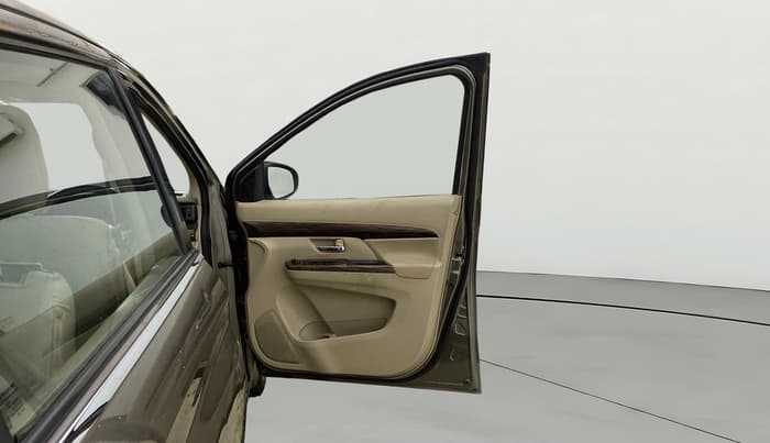 2019 Maruti Ertiga ZXI+ SHVS, Petrol, Manual, 89,787 km, RHS Front Door