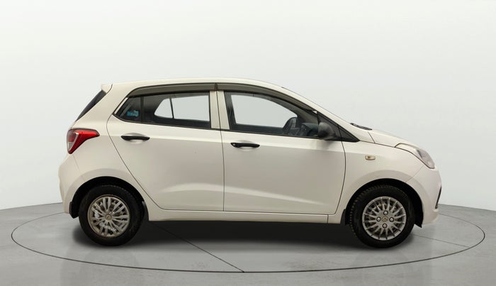 2015 Hyundai Grand i10 ERA 1.2 KAPPA VTVT, Petrol, Manual, 1,09,338 km, Right Side View