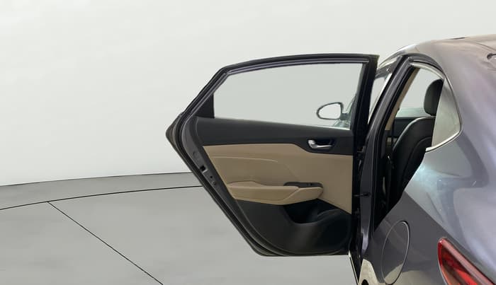 2018 Hyundai Verna 1.6 VTVT SX (O) AT, Petrol, Automatic, 16,665 km, LHS Rear Door