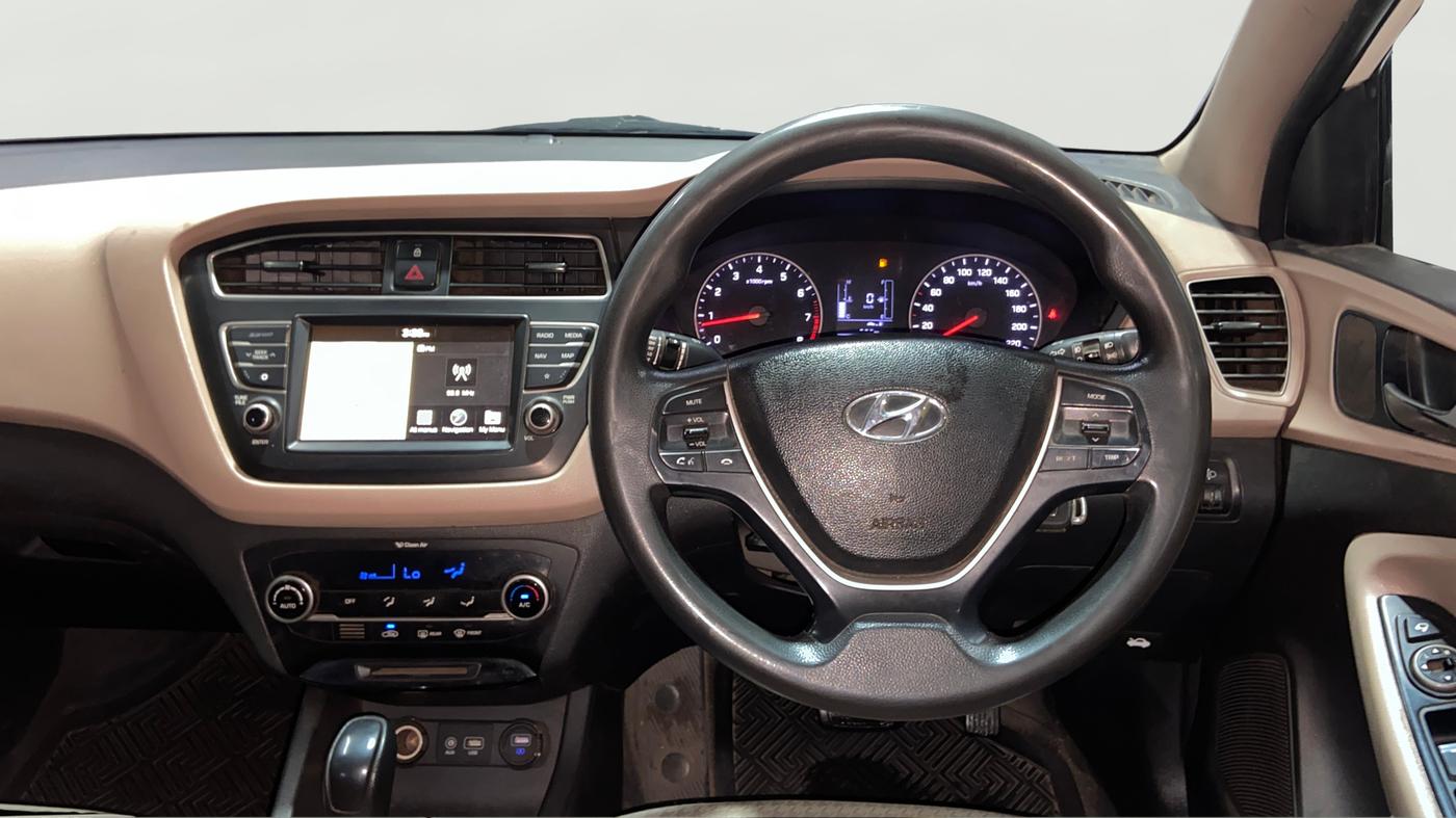 2018 Hyundai Elite i20 ASTA 1.2  CVT, Petrol, Automatic, 1,03,582 km, Steering Wheel Close Up