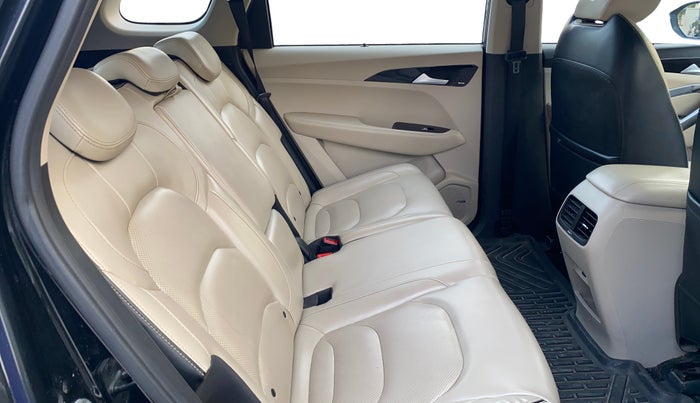 2021 MG HECTOR SHARP 1.5 DCT PETROL, Petrol, Automatic, 95,379 km, Right Side Rear Door Cabin