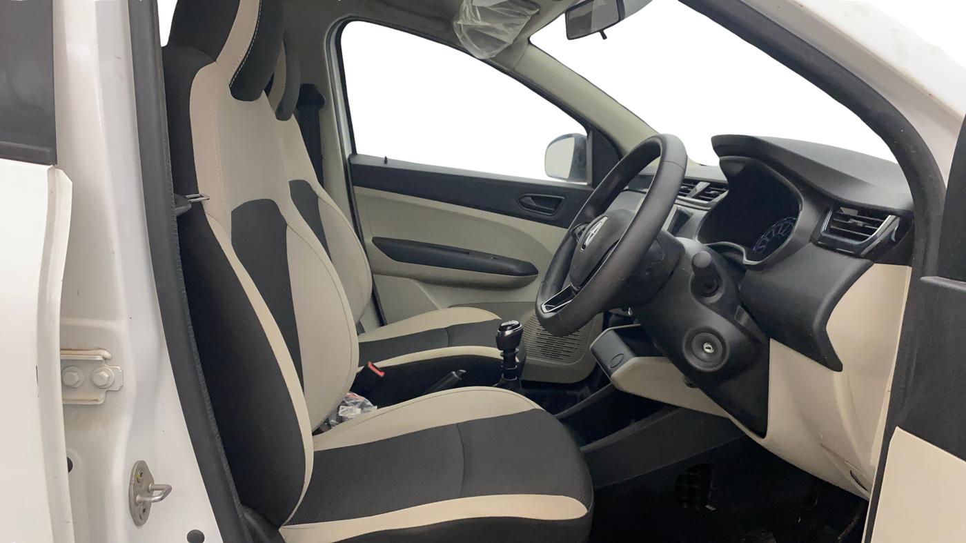 2024 Renault TRIBER RXT, Petrol, Manual, 8,408 km, Right Side Front Door Cabin
