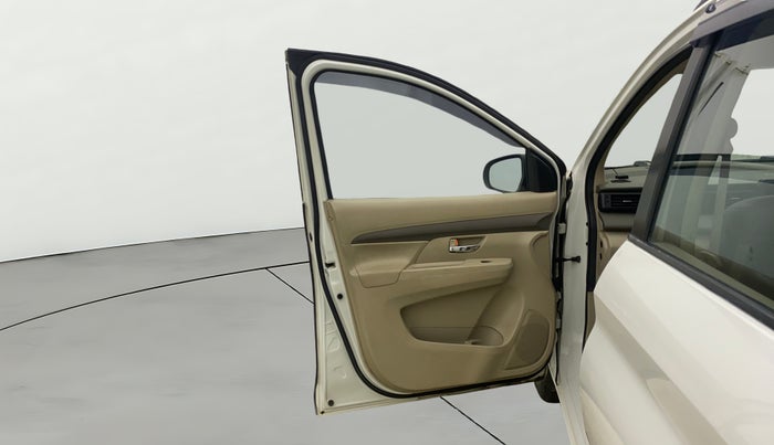 2021 Maruti Ertiga VXI CNG, CNG, Manual, 39,098 km, LHS Front Door