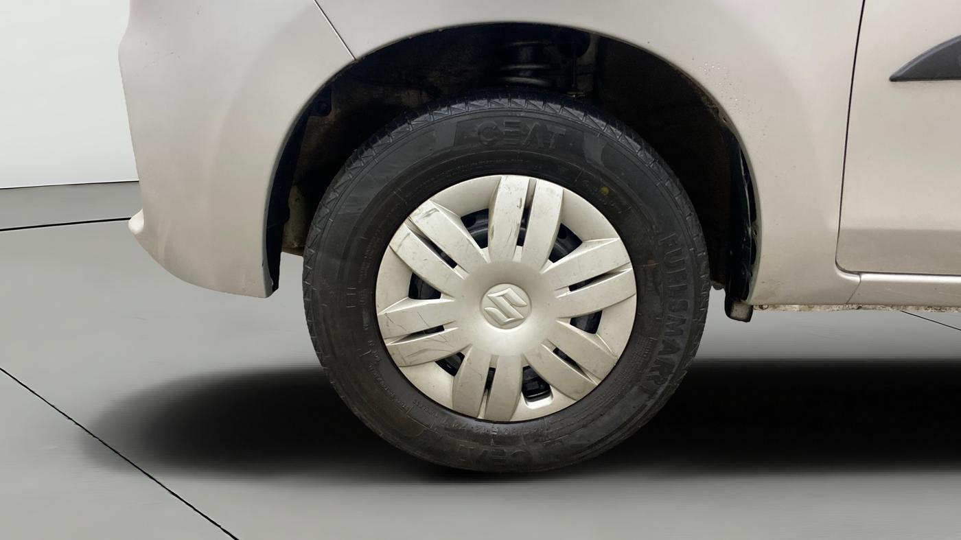 2023 Maruti Alto VXI, Petrol, Manual, 31,603 km, Left Front Wheel