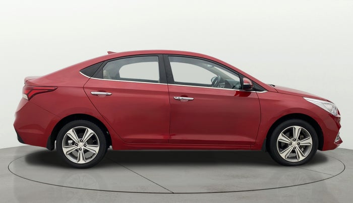 2020 Hyundai Verna 1.6 CRDI SX + AT, Diesel, Automatic, 28,482 km, Right Side View