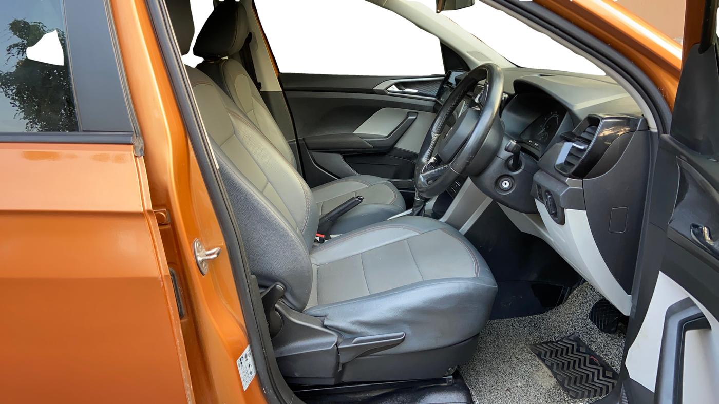 2021 Skoda KUSHAQ AMBITION 1.0L TSI AT, Petrol, Automatic, 64,270 km, Right Side Front Door Cabin