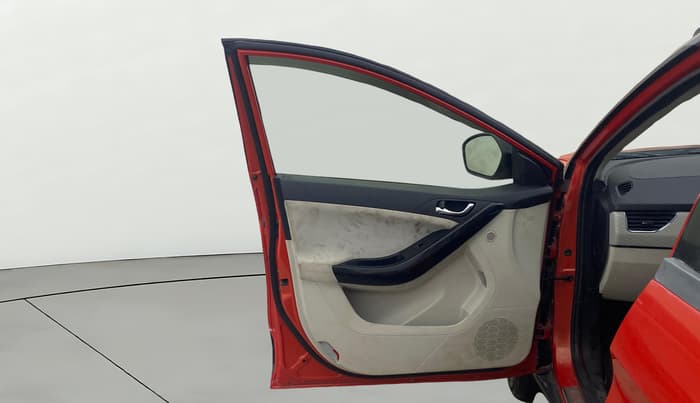 2021 Tata NEXON XZA PLUS (O) DIESEL, Diesel, Automatic, 68,539 km, LHS Front Door