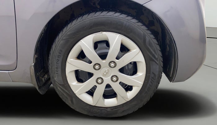 2016 Hyundai Eon MAGNA +, Petrol, Manual, 27,448 km, Right Front Wheel