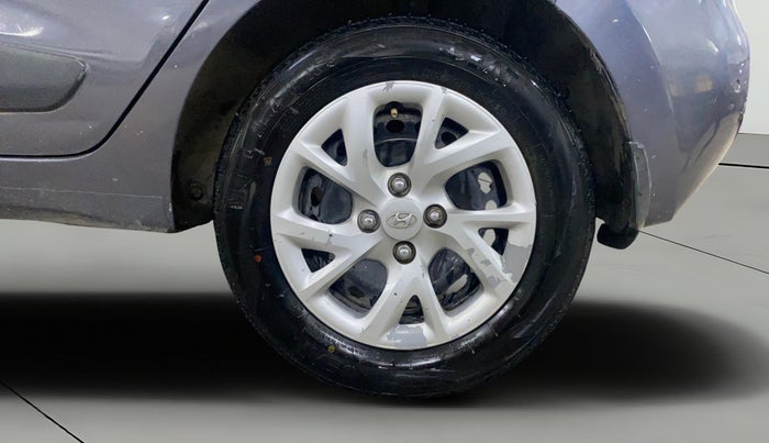 2017 Hyundai Grand i10 SPORTZ (O) 1.2 KAPPA VTVT, Petrol, Manual, 81,604 km, Left Rear Wheel