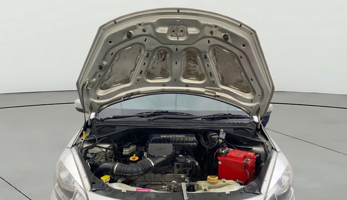 2018 Tata Tiago XZ PETROL, Petrol, Manual, 1,07,695 km, Open Bonet