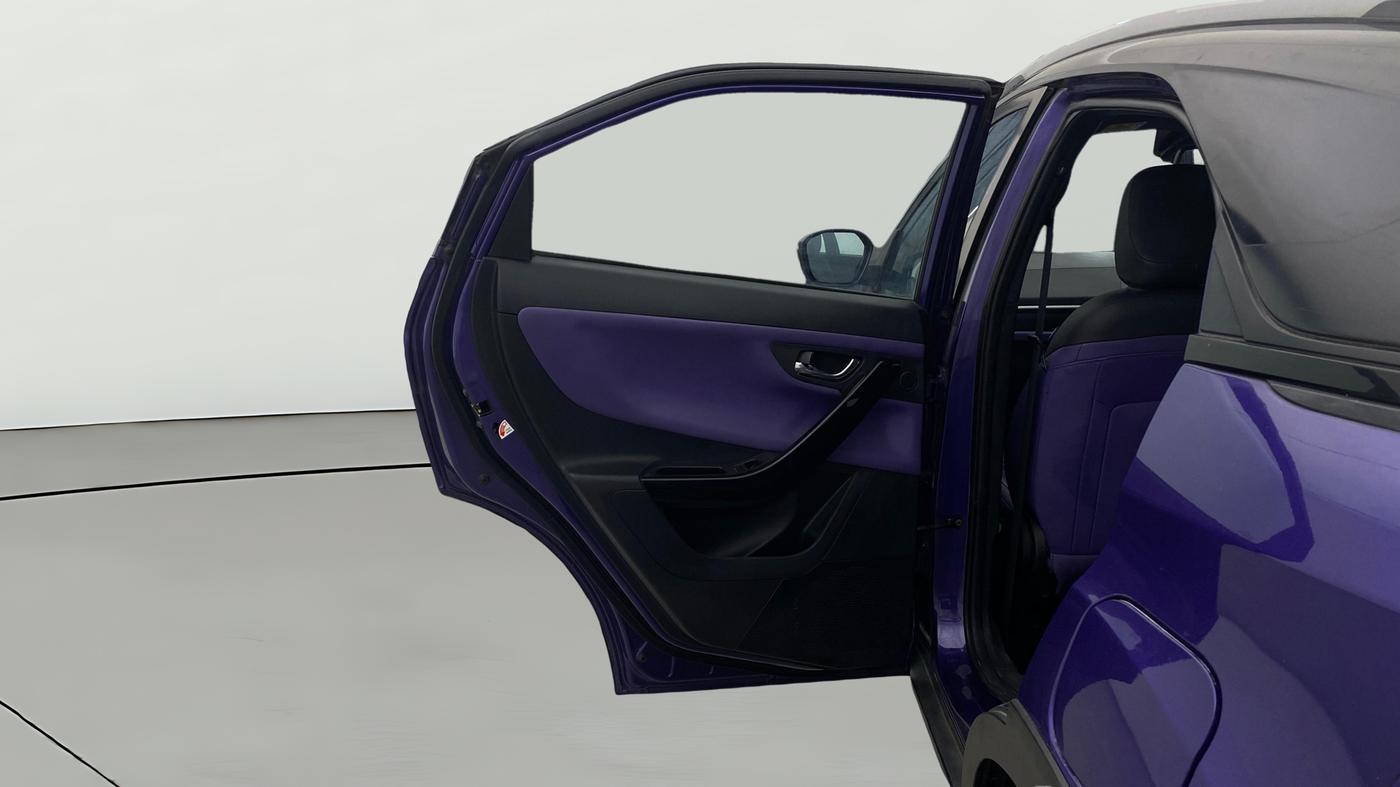2023 Tata NEXON FEARLESS PURPLE + SUNROOF DUAL TONE 1.2 PETROL, Petrol, Manual, 26,036 km, LHS Rear Door