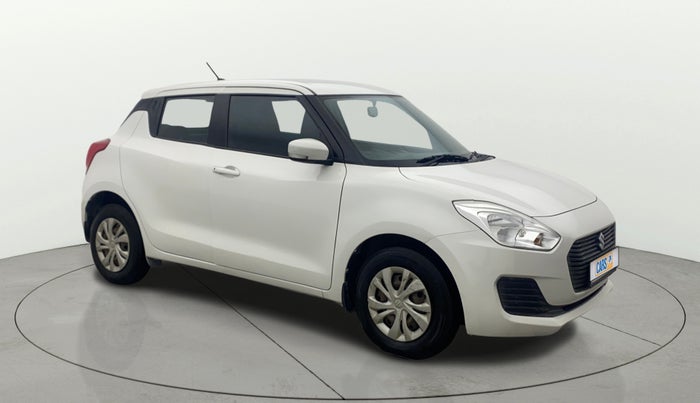 2018 Maruti Swift VXI AMT, Petrol, Automatic, 41,407 km, Right Front Diagonal