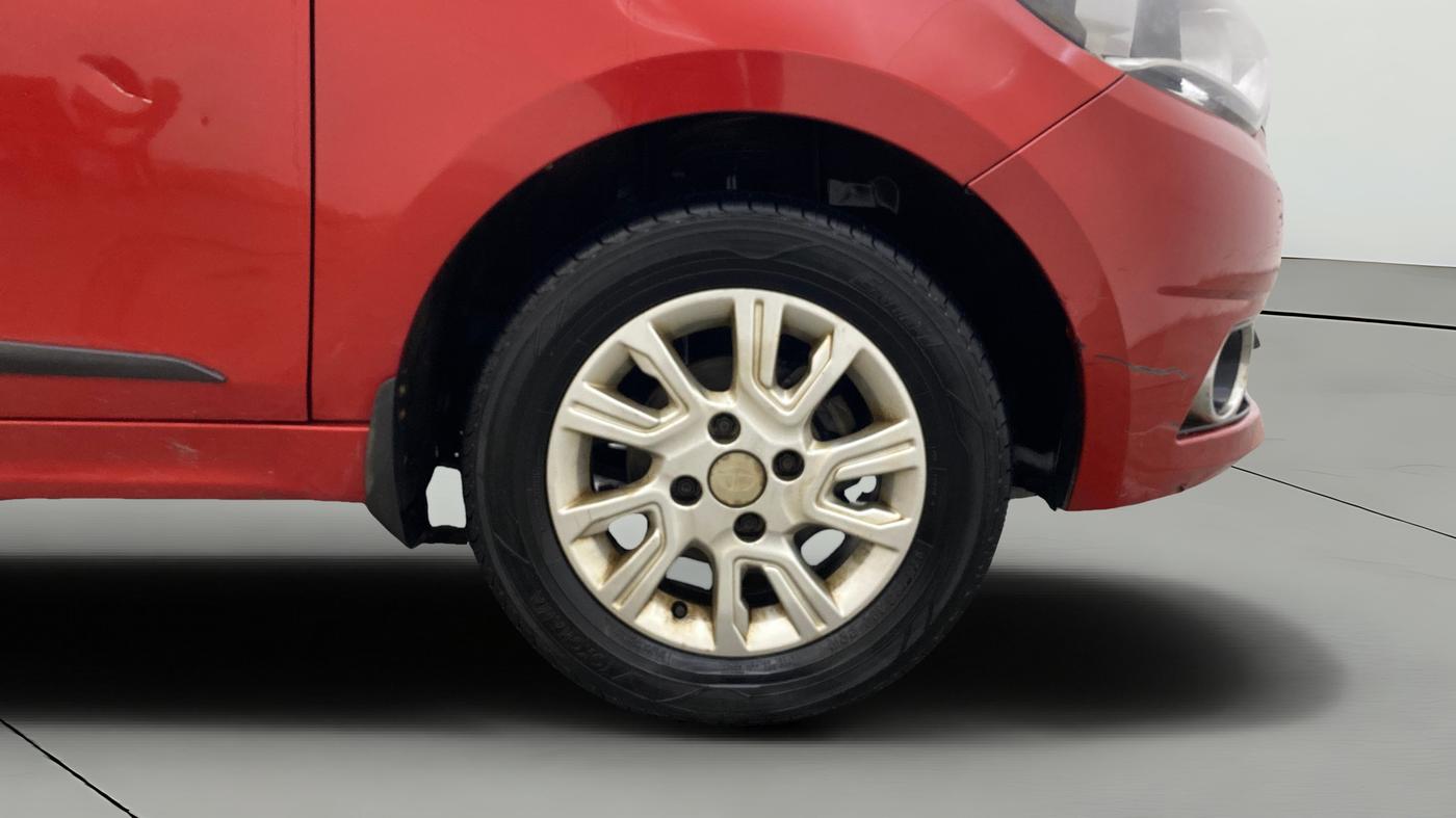 2018 Tata Tiago XZ PETROL, Petrol, Manual, 62,654 km, Right Front Wheel