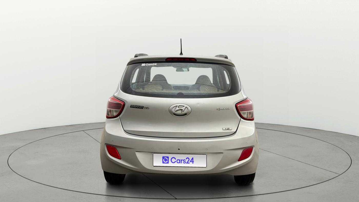 2016 Hyundai Grand i10 SPORTZ 1.2 KAPPA VTVT, Petrol, Manual, 45,553 km, Back/Rear