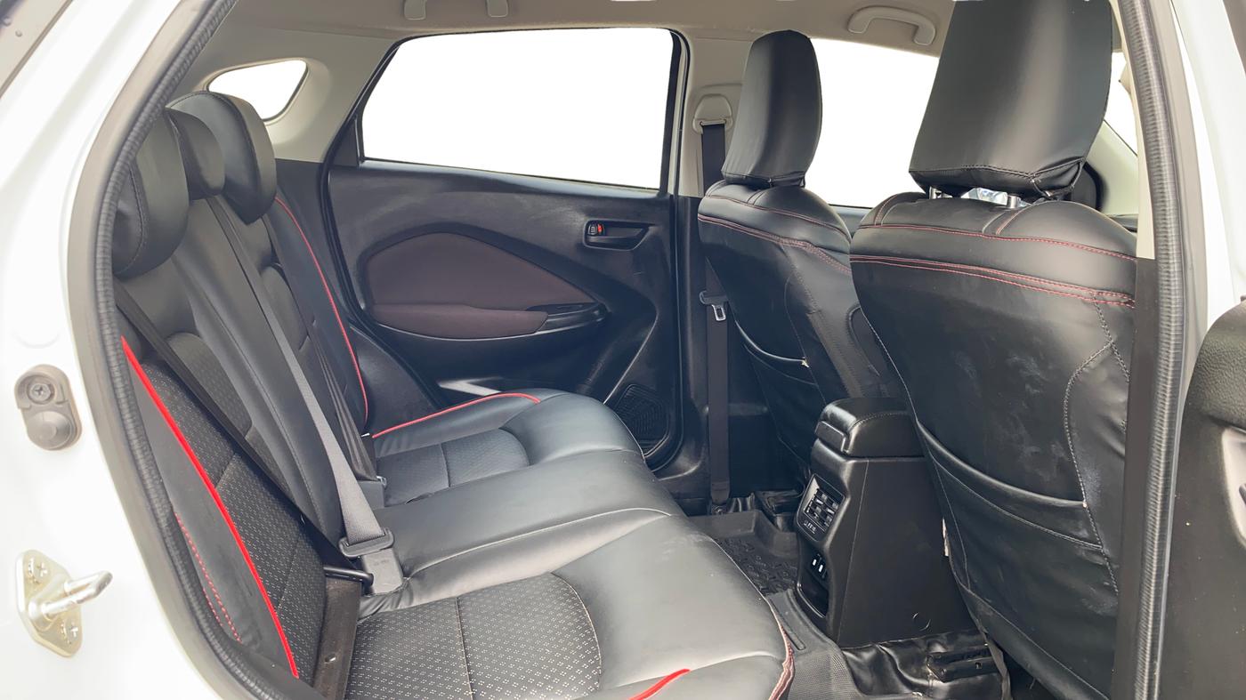 2023 Maruti FRONX DELTA PLUS 1.2L AGS, Petrol, Automatic, 48,912 km, Right Side Rear Door Cabin