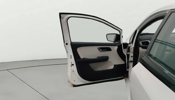 2022 Tata ALTROZ XZA, Petrol, Automatic, 36,252 km, LHS Front Door