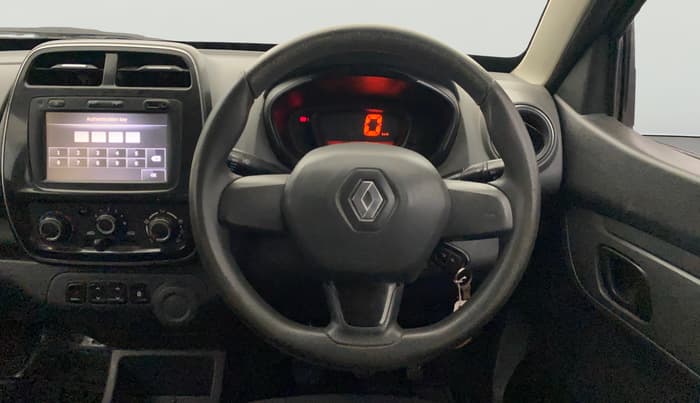 2016 Renault Kwid RXT 0.8, Petrol, Manual, 1,16,802 km, Steering Wheel Close Up