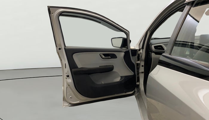 2020 Tata ALTROZ XZ PETROL, Petrol, Manual, 27,394 km, LHS Front Door