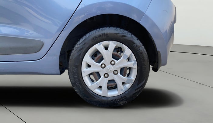 2016 Hyundai Grand i10 SPORTZ 1.2 KAPPA VTVT, Petrol, Manual, 96,930 km, Left Rear Wheel