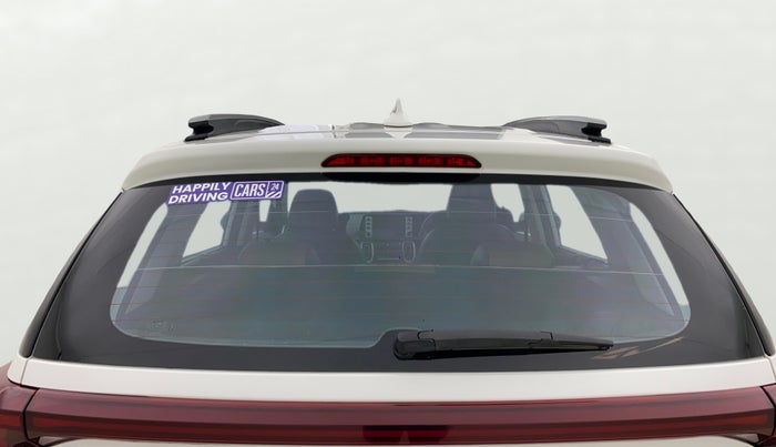 2025 KIA SONET HTX 1.5 AT, Diesel, Automatic, 27,399 km, Rear Windshield