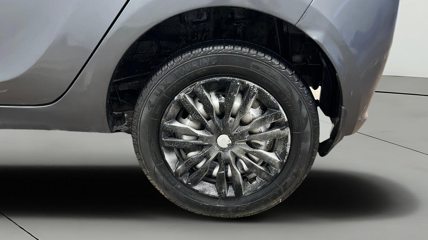 2023 Tata Tiago XM CNG, CNG, Manual, 48,700 km, Left Rear Wheel