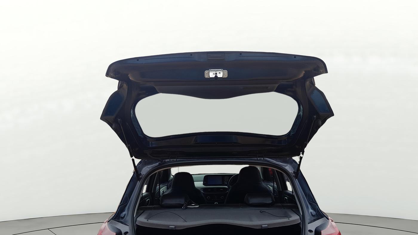 2023 Hyundai GRAND I10 NIOS SPORTZ AMT 1.2 KAPPA VTVT, Petrol, Automatic, 12,815 km, Boot Door Open