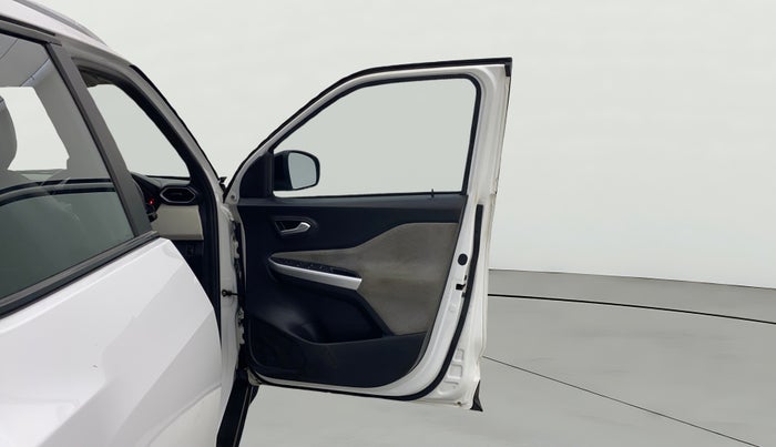 2021 Nissan MAGNITE XV MT, Petrol, Manual, 25,153 km, RHS Front Door