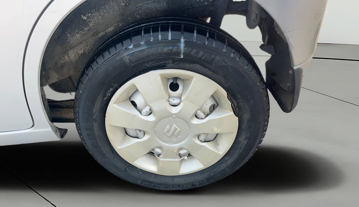 2014 Maruti Wagon R 1.0 LXI, Petrol, Manual, 61,995 km, Left Rear Wheel