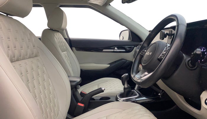 2021 KIA SELTOS HTX 1.5 PETROL, Petrol, Manual, 26,323 km, Right Side Front Door Cabin