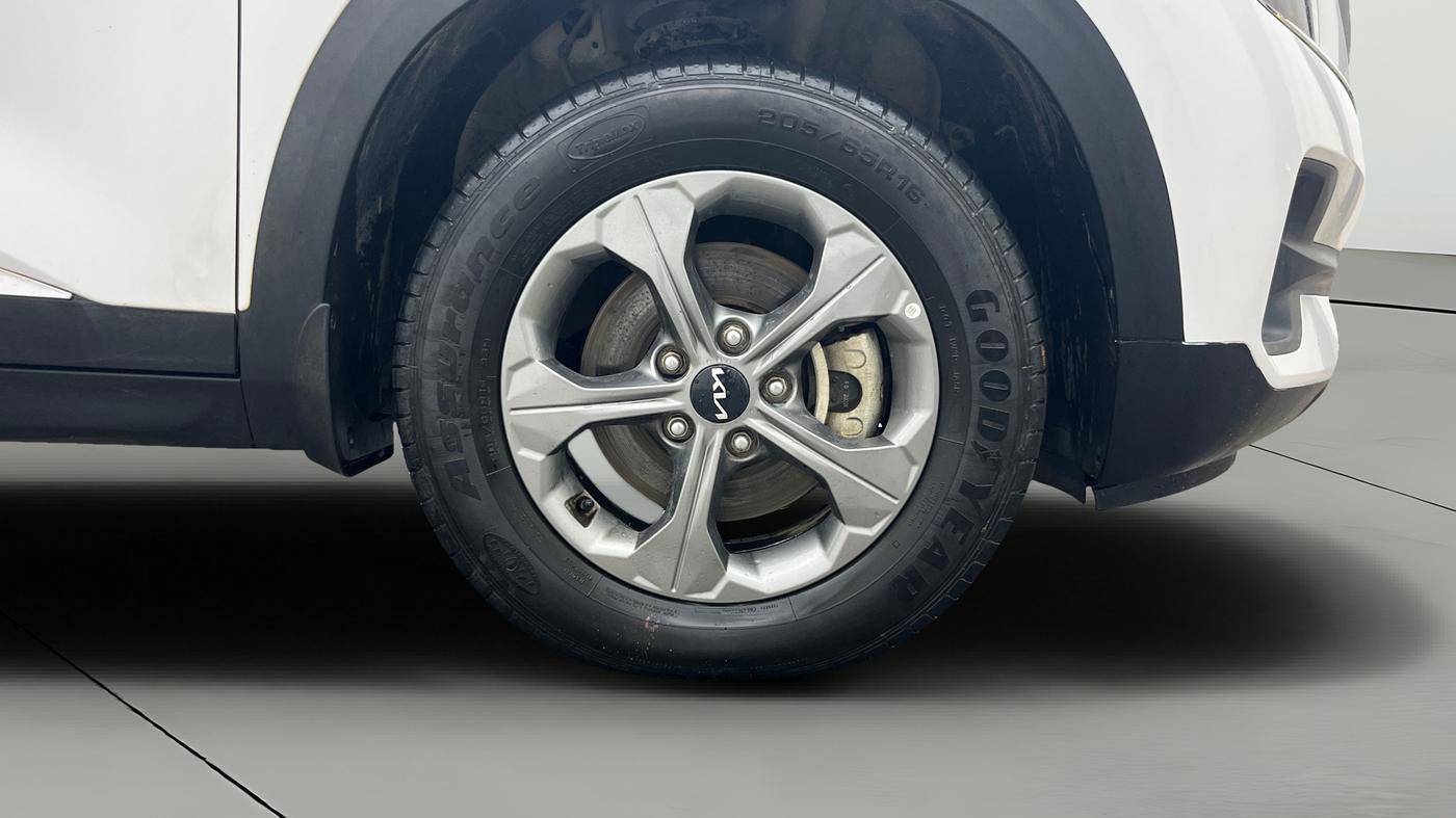 2022 KIA SELTOS HTK PLUS 1.5 IMT, Petrol, Manual, 20,558 km, Right Front Wheel