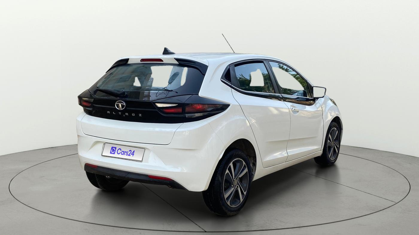 2022 Tata ALTROZ XZ PETROL, Petrol, Manual, 1,12,165 km, Right Back Diagonal