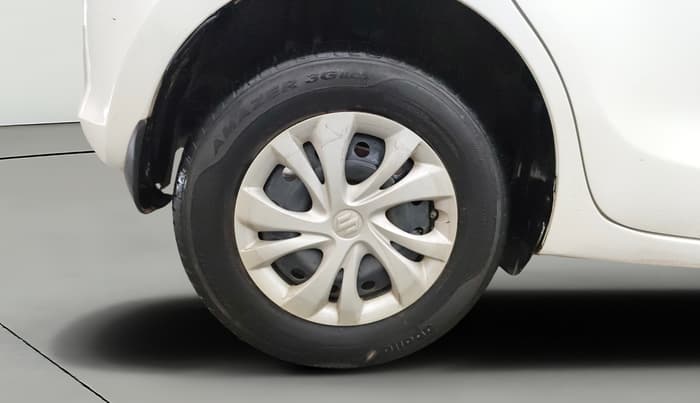 2018 Maruti Swift VXI AMT, Petrol, Automatic, 40,594 km, Right Rear Wheel