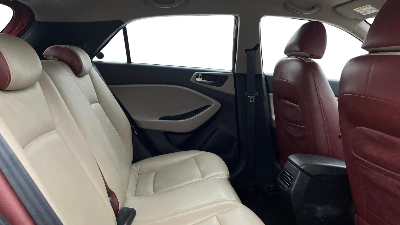2015 Hyundai Elite i20 ASTA 1.2, Petrol, Manual, 42,116 km, Right Side Rear Door Cabin