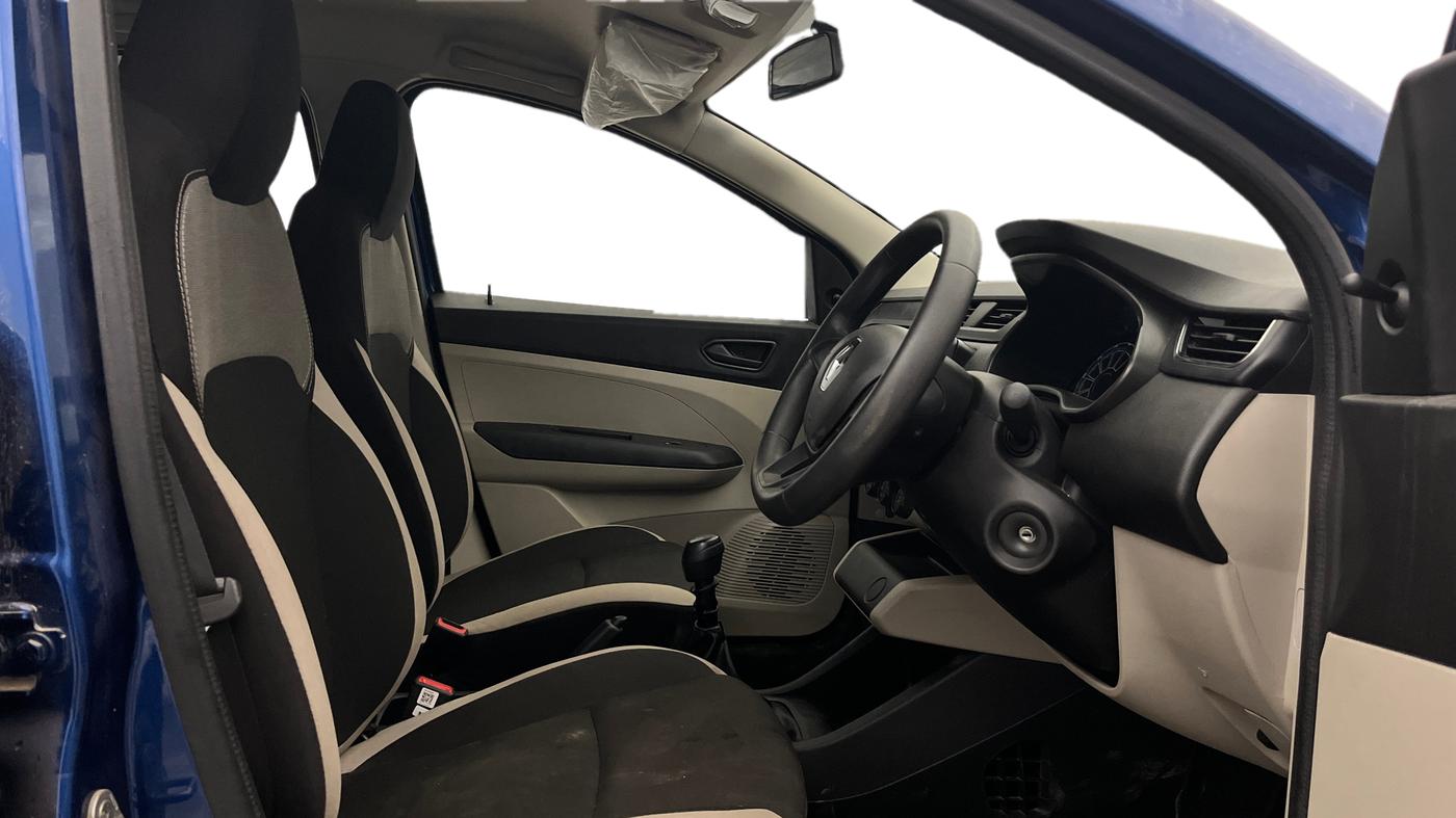 2023 Renault TRIBER RXL MT, Petrol, Manual, 3,942 km, Right Side Front Door Cabin