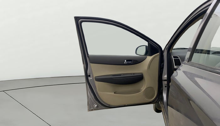 2013 Hyundai i20 MAGNA 1.2, Petrol, Manual, 95,152 km, LHS Front Door