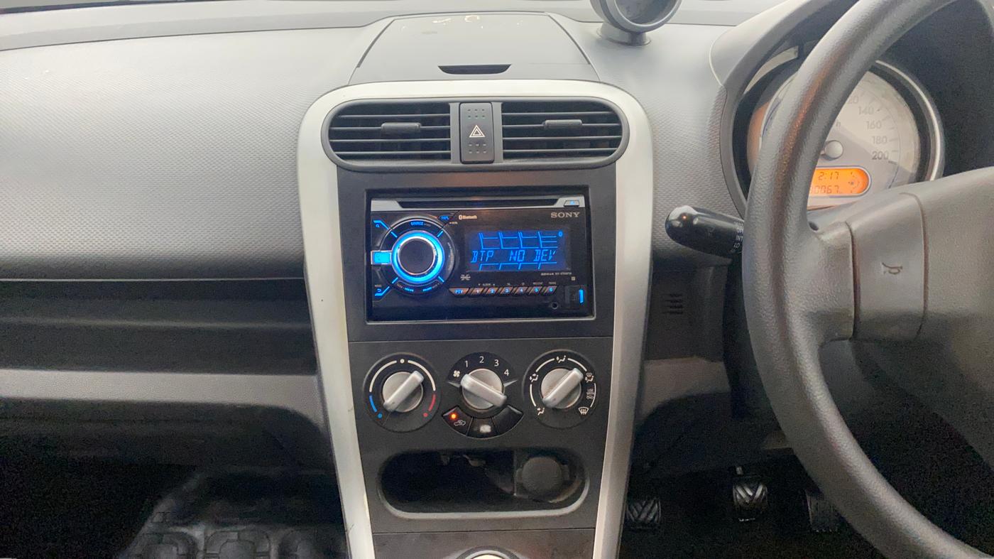 2015 Maruti Ritz VXI, CNG, Manual, 1,30,066 km, Air Conditioner