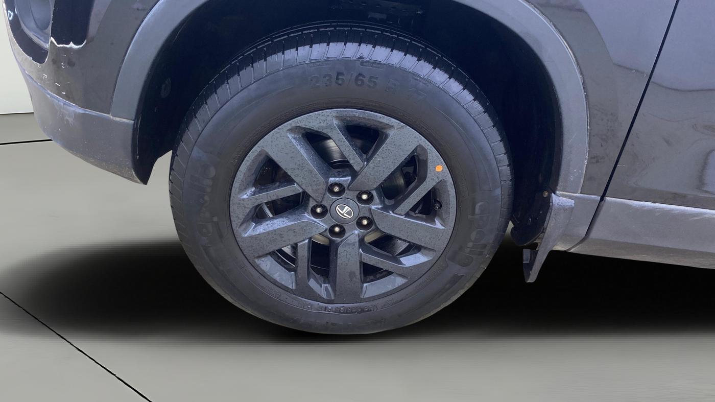 2021 Tata Harrier XZ PLUS 2.0L, Diesel, Manual, 54,560 km, Left Front Wheel