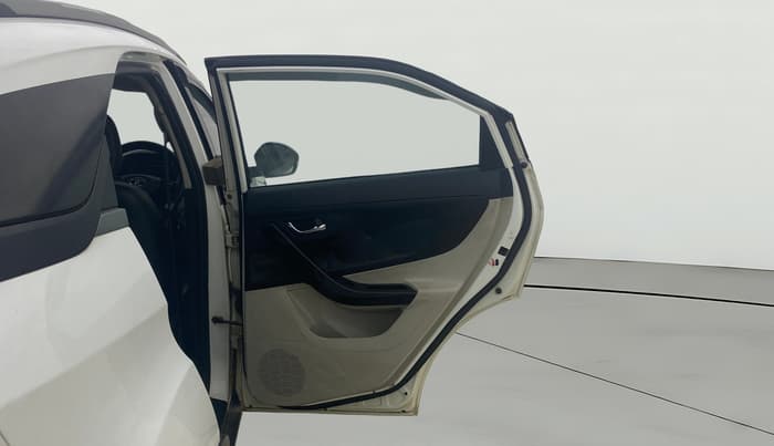 2021 Tata NEXON XZ PETROL, CNG, Manual, 75,926 km, RHS Rear Door