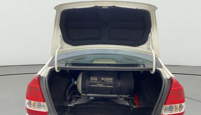 2014 Toyota Etios G, CNG, Manual, 80,887 km, Boot Door Open