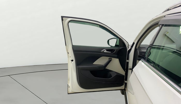 2021 Volkswagen TAIGUN TOPLINE 1.0 TSI MT, Petrol, Manual, 69,800 km, LHS Front Door