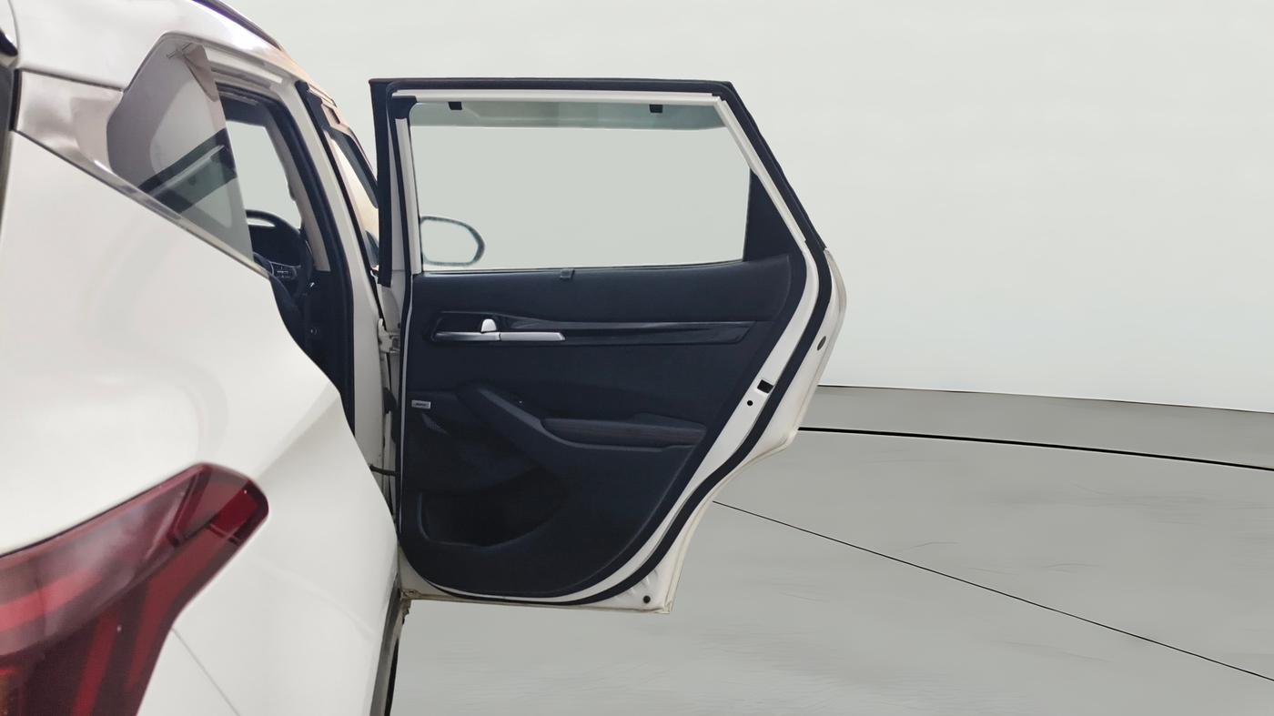 2020 KIA SELTOS GTX PLUS AT 1.5 DIESEL, Diesel, Automatic, 1,04,648 km, RHS Rear Door