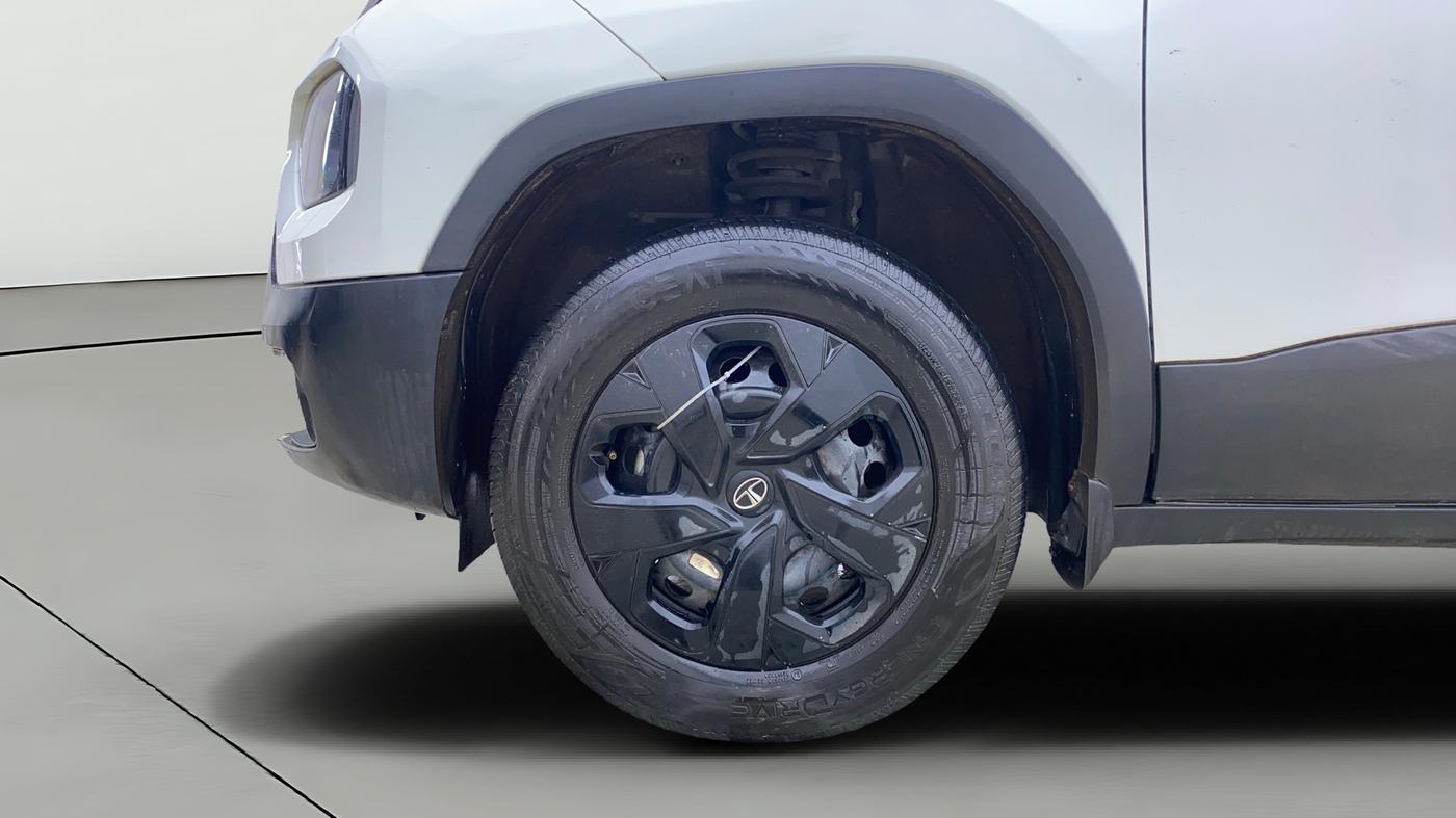 2025 Tata PUNCH Adventure Plus iCNG, CNG, Manual, 12,203 km, Left Front Wheel