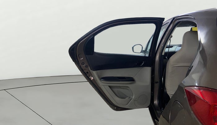 2018 Tata Tiago XT PETROL, CNG, Manual, 61,356 km, LHS Rear Door