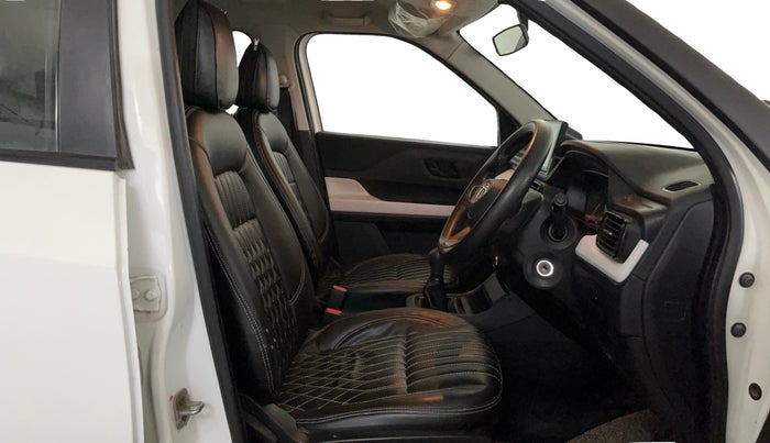 2022 Tata PUNCH PURE MT, Petrol, Manual, 38,333 km, Right Side Front Door Cabin