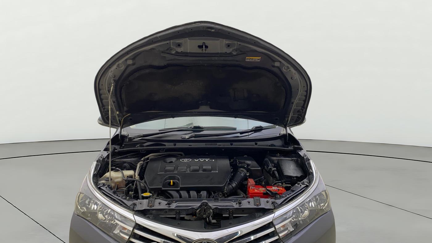 2014 Toyota Corolla Altis G PETROL, Petrol, Manual, 1,03,843 km, Open Bonet