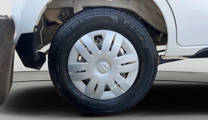 2022 Maruti Alto VXI, Petrol, Manual, 24,719 km, Right Rear Wheel