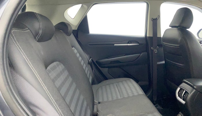 2020 KIA SONET HTK PLUS 1.0 DCT, Petrol, Automatic, 70,853 km, Right Side Rear Door Cabin