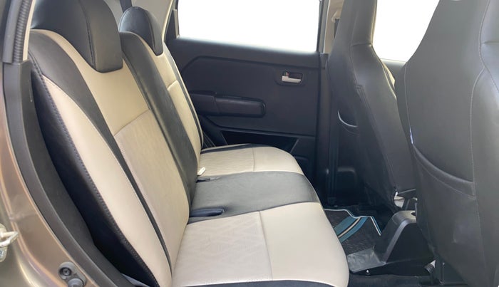 2021 Maruti New Wagon-R VXI 1.0, Petrol, Manual, 29,682 km, Right Side Rear Door Cabin