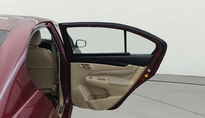 2016 Maruti Ciaz ZDI SHVS, Diesel, Manual, 97,574 km, RHS Rear Door