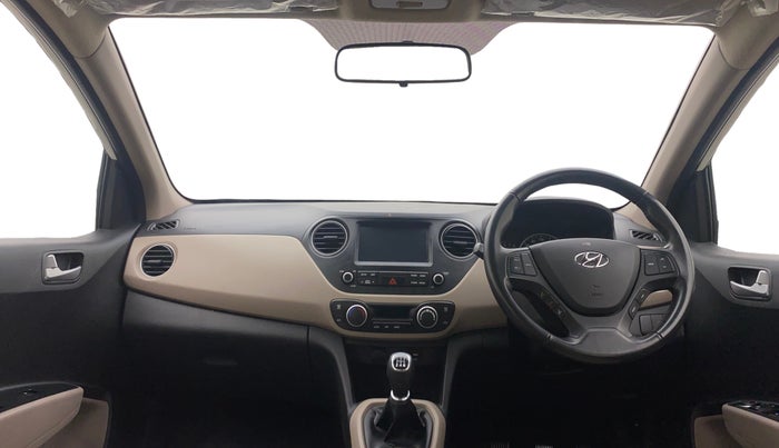 2017 Hyundai Grand i10 ASTA 1.2 KAPPA VTVT, Petrol, Manual, 65,910 km, Dashboard